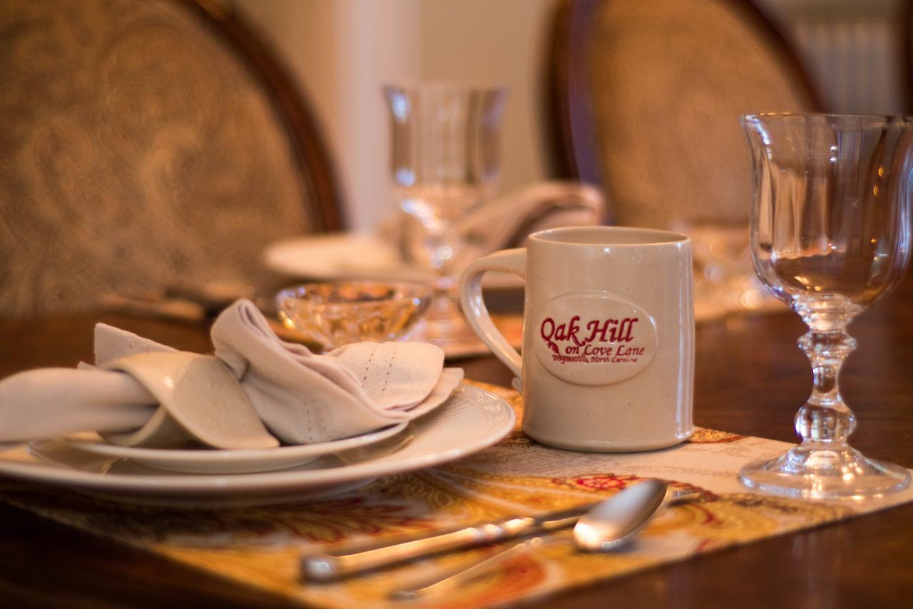 Oak Hill On Love Lane Bed And Breakfast Inn Waynesville Εξωτερικό φωτογραφία