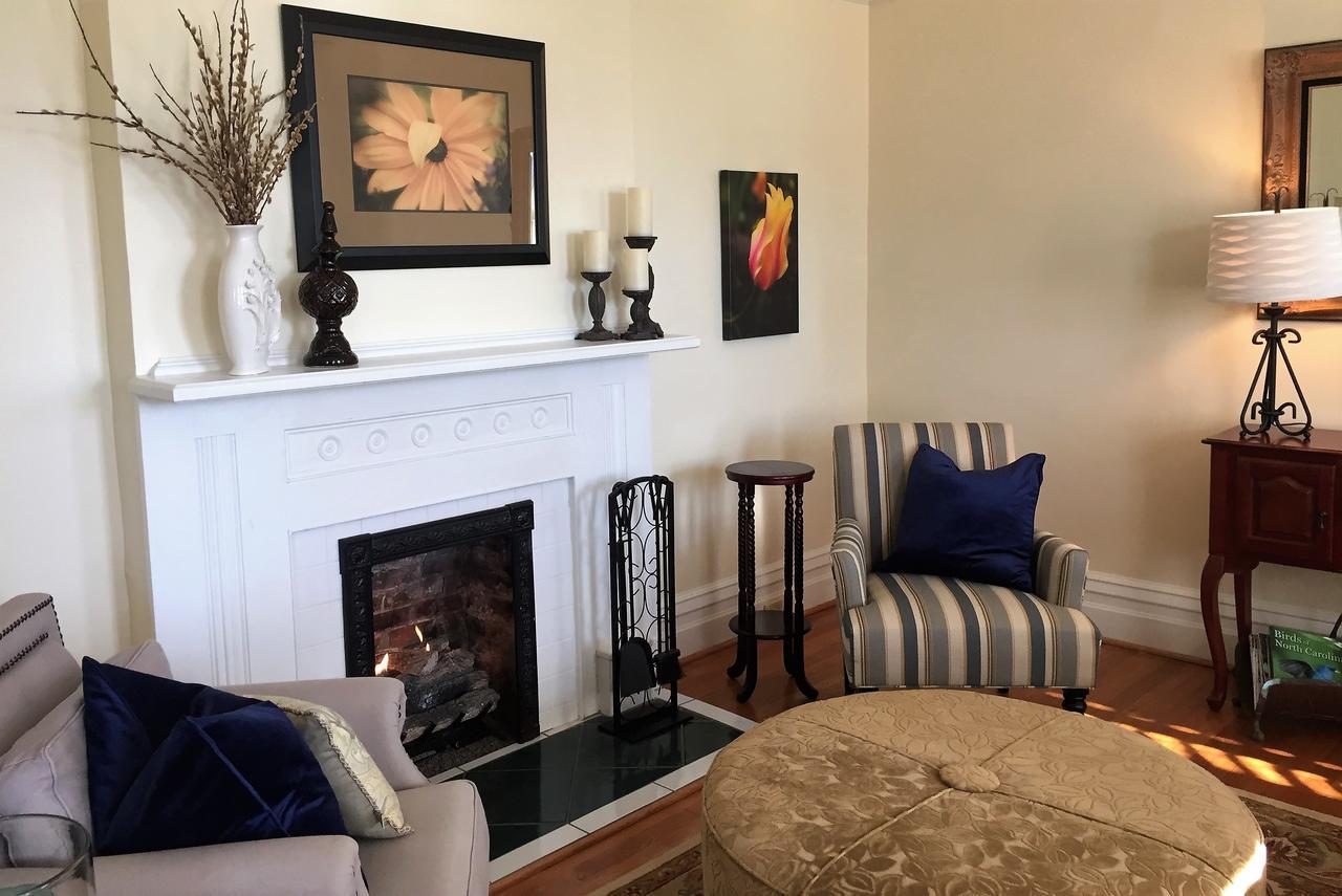 Oak Hill On Love Lane Bed And Breakfast Inn Waynesville Εξωτερικό φωτογραφία