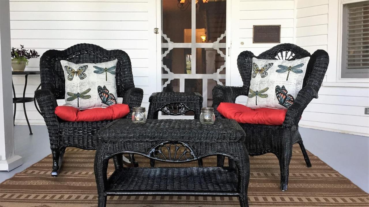 Oak Hill On Love Lane Bed And Breakfast Inn Waynesville Εξωτερικό φωτογραφία